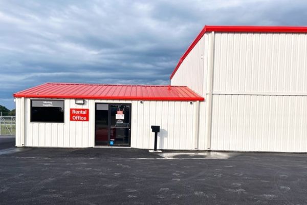Public Storage - North Dinwiddie - 23150 Airpark Dr
