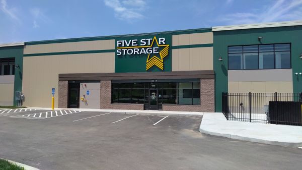 Five Star Storage - Pendant Lane