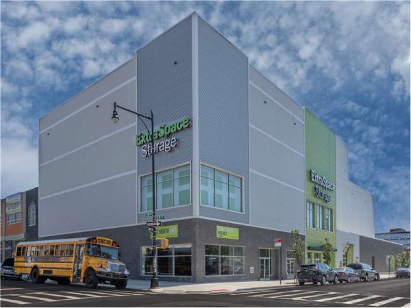 Extra Space Storage - 1802 - Brooklyn - 37th St
