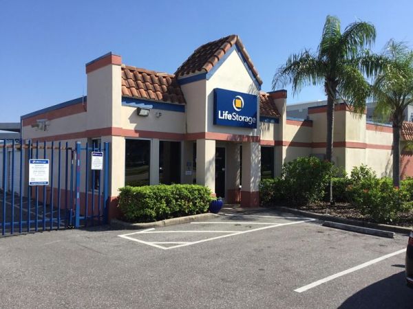 Extra Space Storage - 3853 - St Petersburg - 94th Ave N