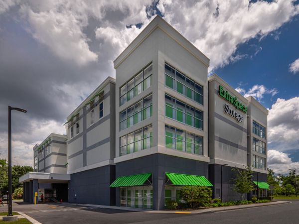 Extra Space Storage - 8925 - Jacksonville - Myrtle