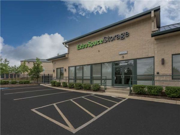 Extra Space Storage - 7474 - Aldie - Millstream Dr