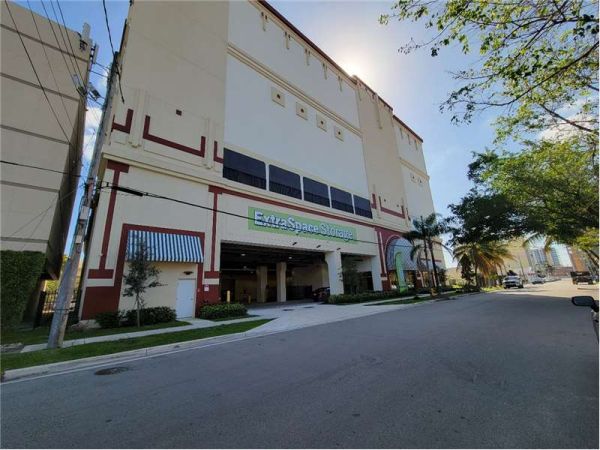 Extra Space Storage - 7856 - Miami - 2500 Southwest 28th Ln
