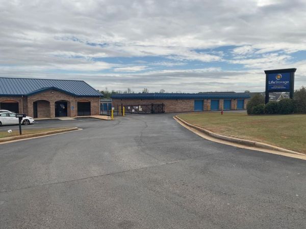 Extra Space Storage - 3631 - Madison - County Line Rd