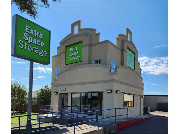 Extra Space Storage - 3360 - San Antonio - Walzem Road