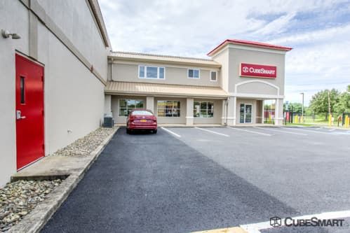 CubeSmart Self Storage - Freehold