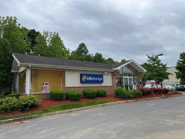 Extra Space Storage - 3794 - Jamesburg - Gatzmer Avenue