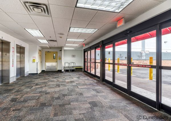 CubeSmart Self Storage - Jacksonville - 8585 Touchton Road