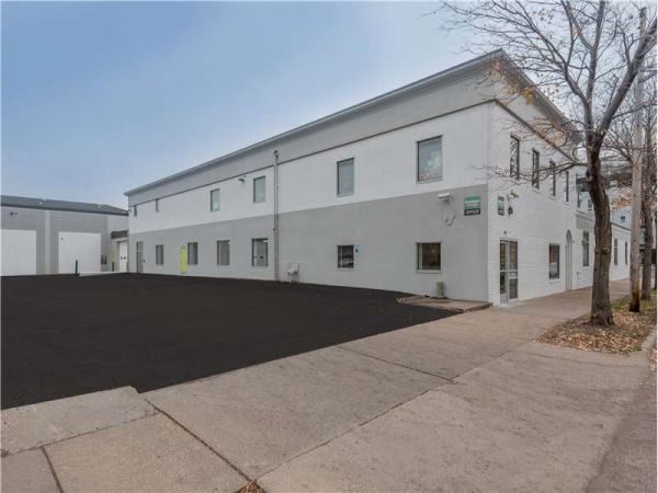 Extra Space Storage - 8792 - Minneapolis - Harriet Ave