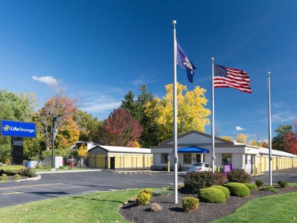 Extra Space Storage - 3248 - Amherst - Niagara Falls Blvd.