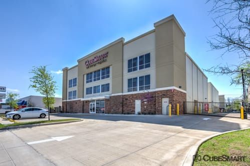 CubeSmart Self Storage - Fort Worth - 2721 White Settlement Rd