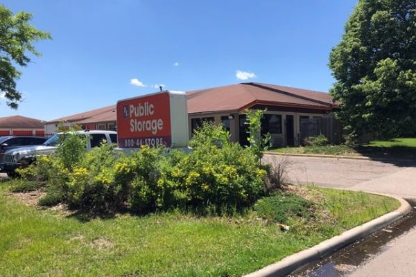Public Storage - White Bear Lake - 1830 Buerkle Road
