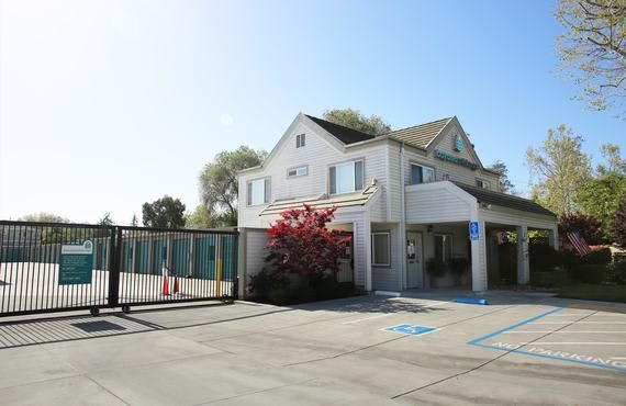Bay Area Self Storage - Bird