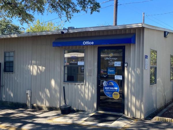 Extra Space Storage - 3844 - Austin - McNeil Drive