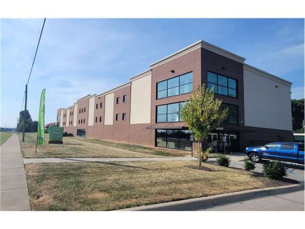 Extra Space Storage - 6563 - Louisville - 4401 Bardstown Rd