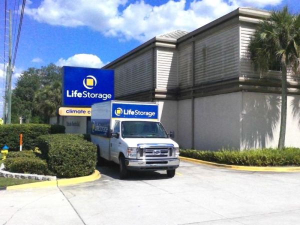 Extra Space Storage - 3566 - Tampa - 1792 Hillsborough Ave