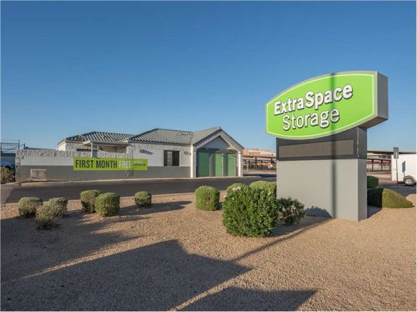 Extra Space Storage - 0338 - Phoenix - East Bell Rd