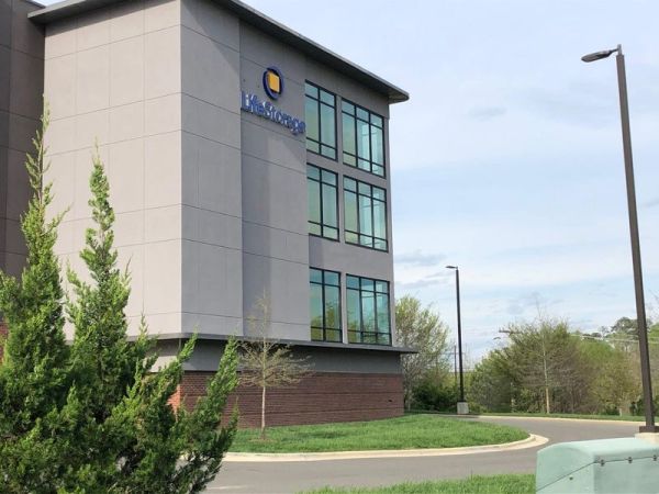 Extra Space Storage - 3530 - Wake Forest - Northpark Dr