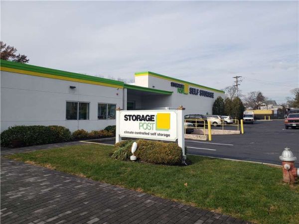 Extra Space Storage - 2074 - Glen Cove - 88 Hazel St