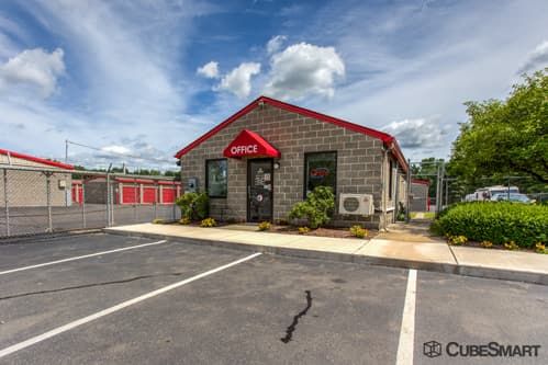 CubeSmart Self Storage - Enfield