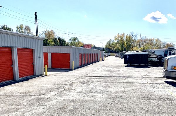 U-Stow-N-Lock - West Jefferson Avenue