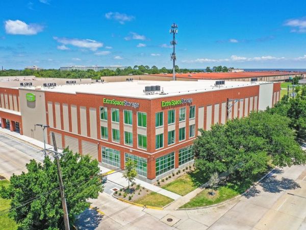 Extra Space Storage - 7923 - New Orleans - Franklin Ave