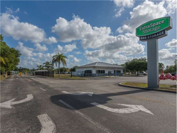 Extra Space Storage - 8552 - Palm Bay - Malabar Rd