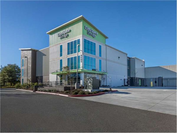 Extra Space Storage - 7741 - Roseville - Washington Blvd