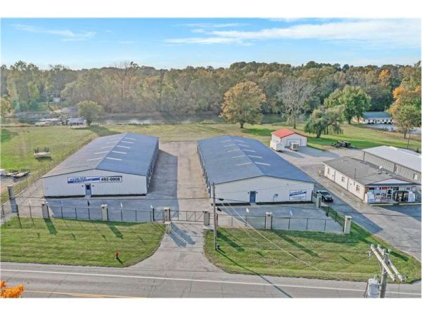 Extra Space Storage - 2202 - Sidney - Riverside Dr