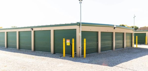Mini Mall Storage - Cross Lanes