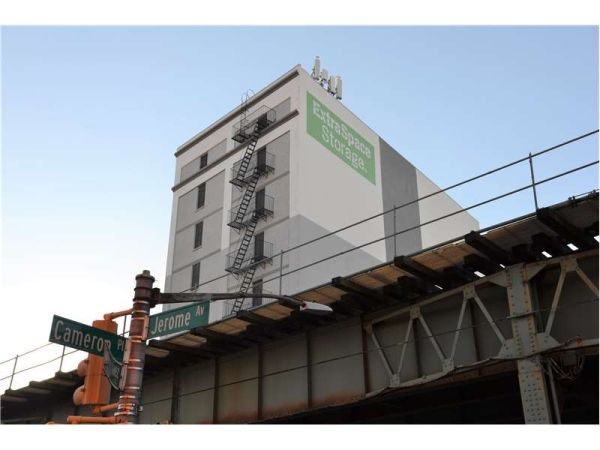 Extra Space Storage - 8882 - Bronx - Jerome Ave