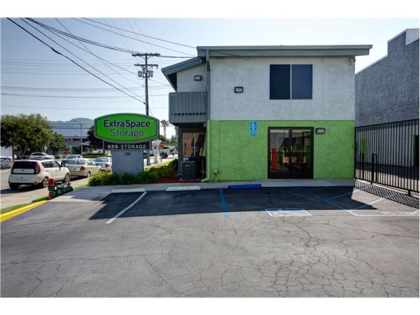 Extra Space Storage - 1071 - Burbank - W Verdugo Ave
