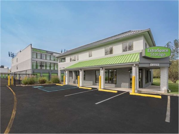 Extra Space Storage - 0724 - Lodi - Rt 17 South