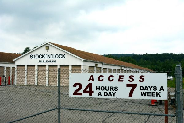 Stock N Lock of Storrs/Willington