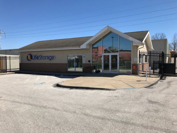 Extra Space Storage - 3589 - King of Prussia - Henderson Road