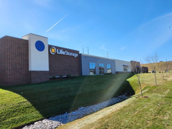 Extra Space Storage - 4230 - Lake St Louis - Technology Dr