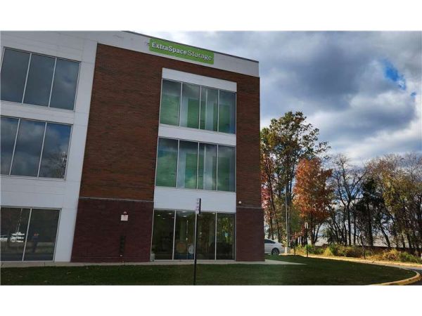 Extra Space Storage - 4133 - Centreville - Fort Dr