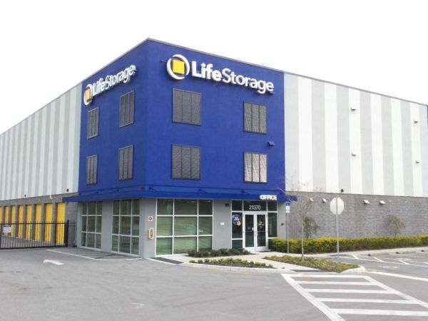 Extra Space Storage - 3533 - Lutz - Walmart Way