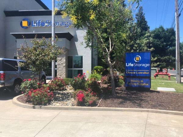 Extra Space Storage - 3506 - Sacramento - Folsom Blvd.