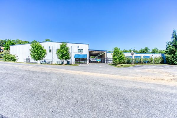 SmartStop Self Storage - Asheville - 90 Highland Ctr Blvd