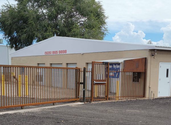 Valencia Storage & MHP