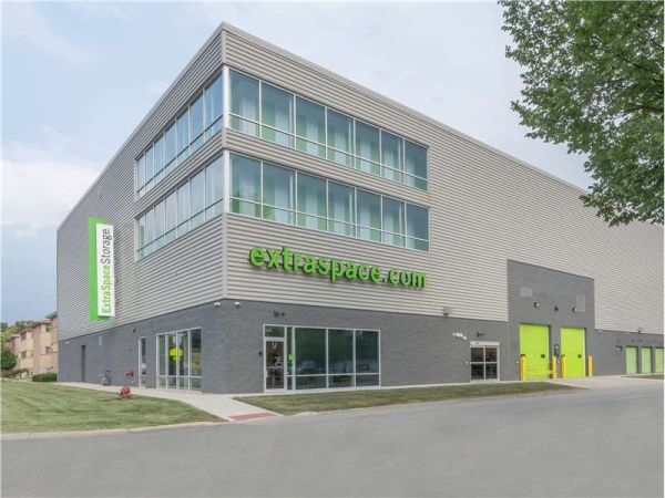 Extra Space Storage - 8731 - Midlothian - 147th Street