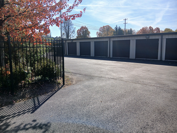 Storage Rentals of America - Pittsburgh - Cemetery Lane