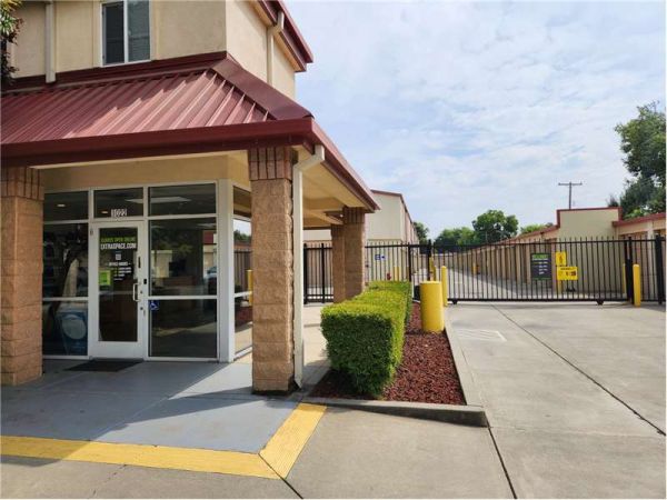 Extra Space Storage - 3509 - Woodland - Gibson Rd.