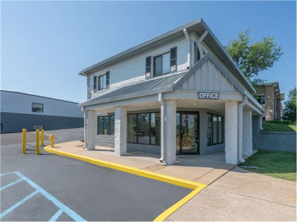 Extra Space Storage - 0656 - St. Louis - Old Tesson Rd
