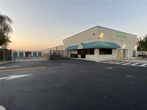 Extra Space Storage - 6040 - Pembroke Pines - 172nd Ave