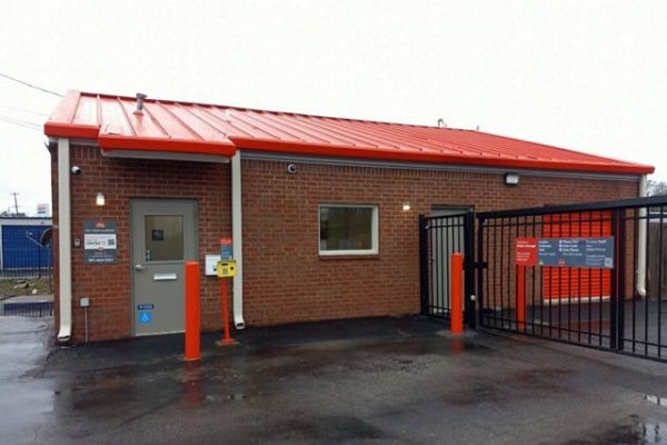 Public Storage - Memphis - 6504 E Raines Rd