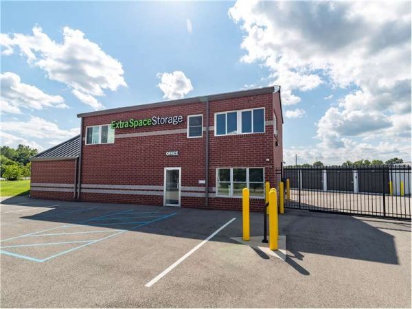 Extra Space Storage - 8736 - Indianapolis - Allisonville Rd