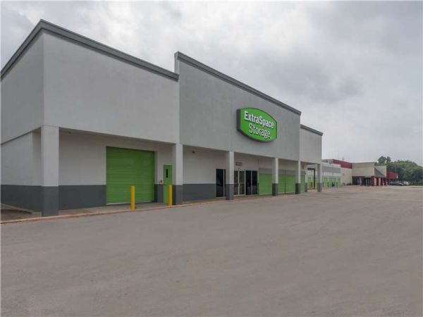 Extra Space Storage - 0561 - Dallas - Garland Rd