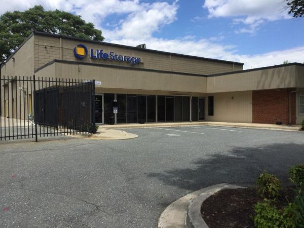 Extra Space Storage - 3034 - Gaithersburg - Diamond Ave